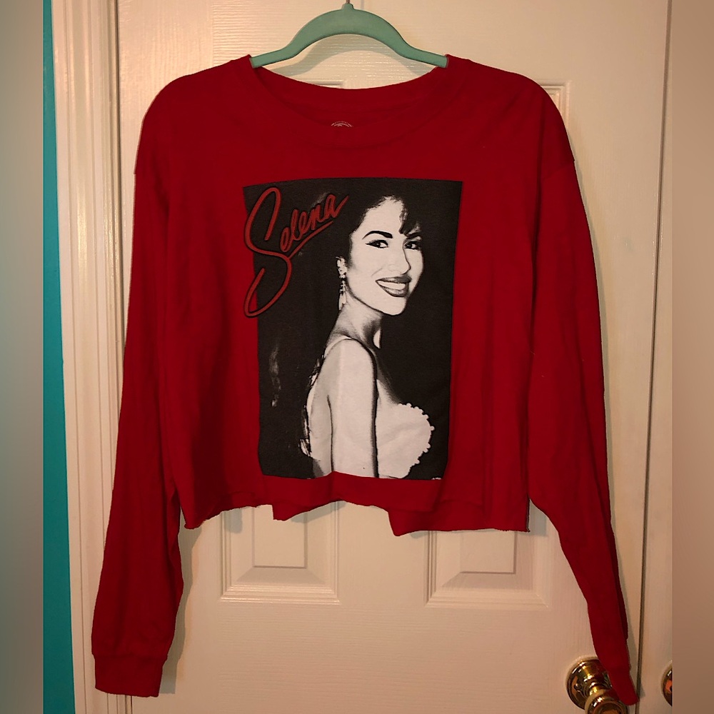 Official Selena Merchandise Cropped Top, Size: L, Color: Red/Black/Gray